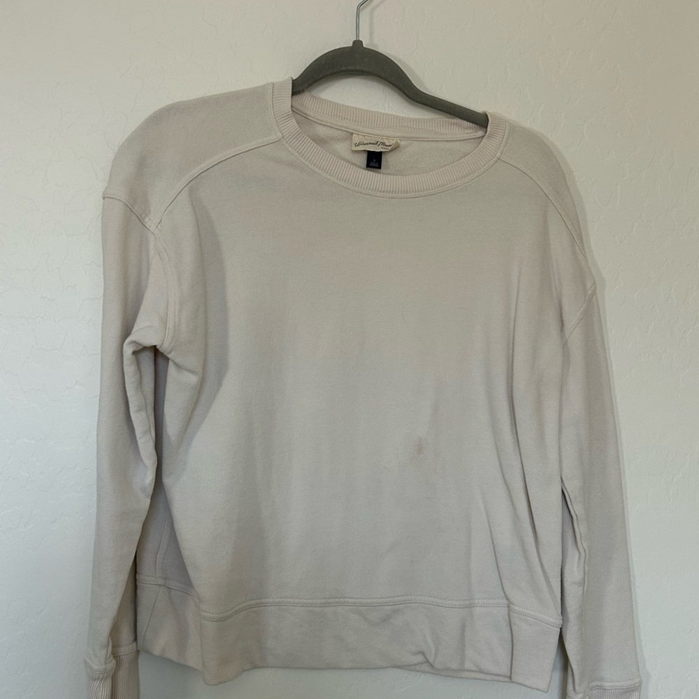 Universal Thread Women's Light Beige Crew Neck Sweater